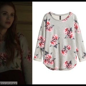 ASO Lydia Martin H&M Divided Floral Crop Top